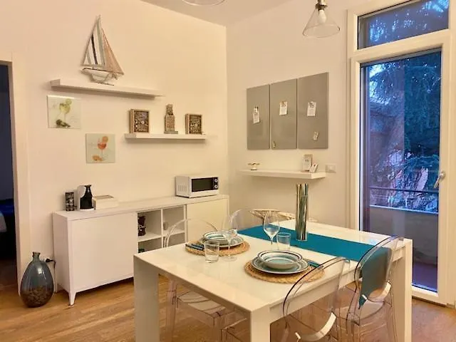 A Casa Di Jhany 아파트 볼로냐